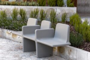 Banc béton avec accoudoirs PALUEL