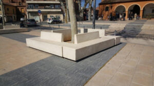 Banc béton robuste avec dossier ANCOURT