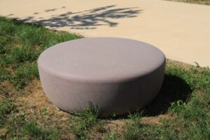Pouf design en béton TROUVILLE