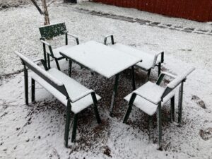 02tbl1-9M table