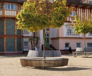Banc convexe petite lames de bois THIERS