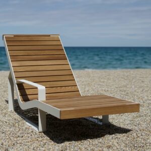 Chaise longue bois détente CAPBRETON