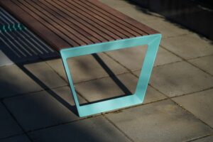 Banc bois et alliage d'aluminium MONTLUÇON.