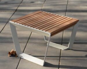 Tabouret bois et fonte d'aluminium RIOM