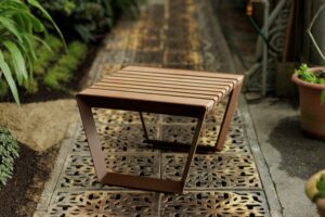 Tabouret grand format THONON.