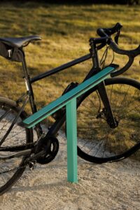 Appui vélos à boulonner au sol VALENTINE (8)