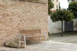 Banc avec accoudoirs 1800mm NÎMES.