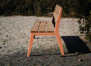 Banc bois petit budget TOULOUSE ..