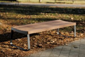 Banc simple en bois PESSAC.