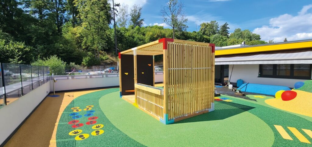 Leva Pergola la vie scolaire