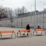 banc bois double dossier acier VAUVERT .