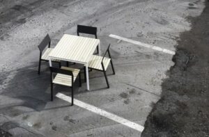 E2 Table carrée bois LCR615