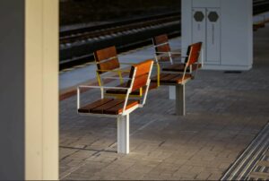 Fauteuil avec accoudoirs 1 pied MAYENNE (3)