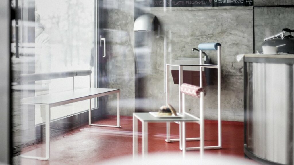 H1 Tabouret en HPL LBS220