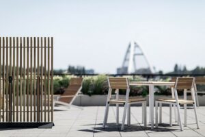 E2 chaise bois LCR126