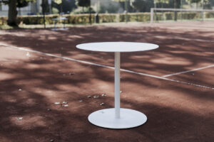 Table circulaire tout acier outdoor 60 x 60cm VERO