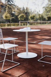 Table circulaire tout acier outdoor 60 x 60cm VERO
