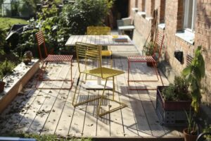 Chaise colorée robuste terrasse TALASANI