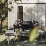 R1 Canapé 3 places avec accoudoirs MO130