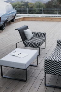 R1 Fauteuil un accoudoir gauche MO117