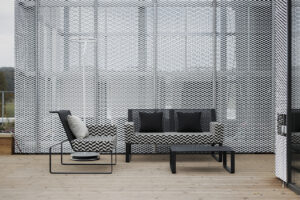 R1 Fauteuil un accoudoir gauche MO117