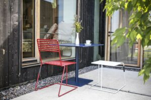 Table de jardin acier coloré SOLARO