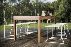 Tabouret tout acier coloré outdoor UCCIANI