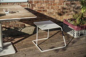 Tabouret tout acier coloré outdoor UCCIANI