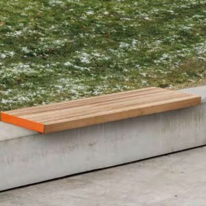 Banquette longue sur muret GIVORS