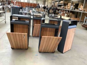 Corbeille de propreté acier bois 60L BIZANOS3