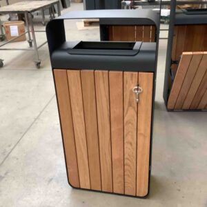 Corbeille de propreté acier bois 60L BIZANOS