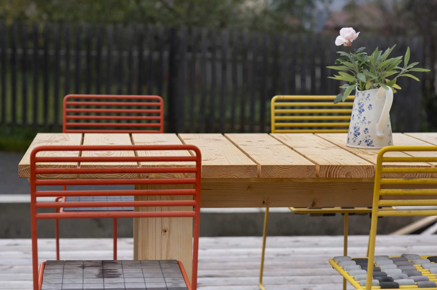 Grande table massive de repas FURIANI