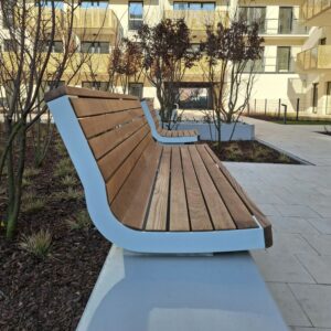 Banc bois sur muret ANDERNOS