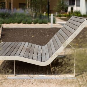 Chaise longue large bois BISCAROSSE