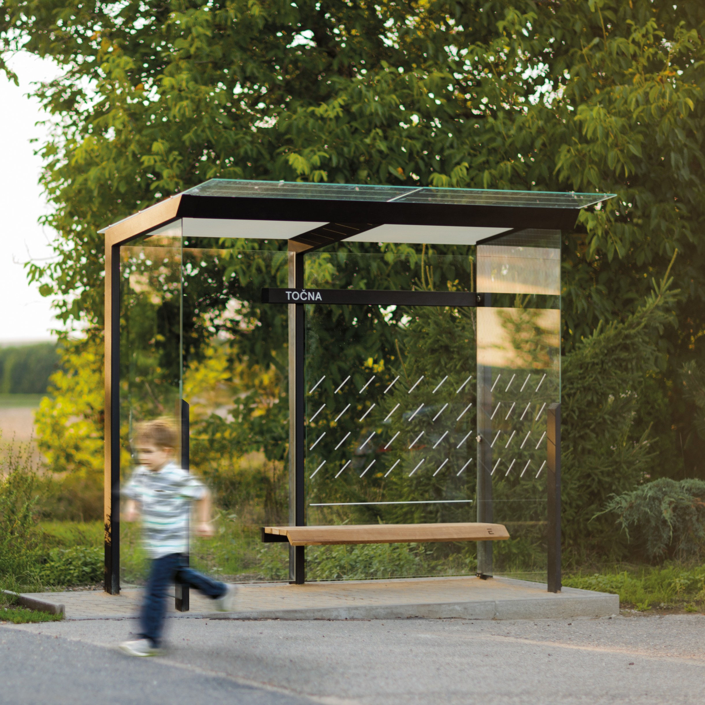 01Abribus avec mobilier X1