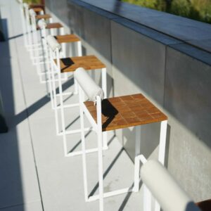 Tabouret bois de bar avec dossier pour jardin FRASSETO