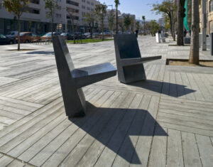 Chaise simple béton SAUSSAY