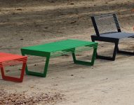Banc compact tout acier BRESSE