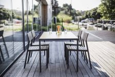 Chaise HPL et assise bois OTA