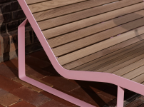 Chaise longue large bois BISCAROSSE .