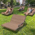 Chaise longue large bois accoudoir SEIGNOSSE