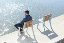 Fauteuil bois lames larges LIRAC-
