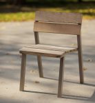 Fauteuil en bois simple ARRIGAS .
