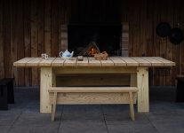Grande table massive de repas FURIANI